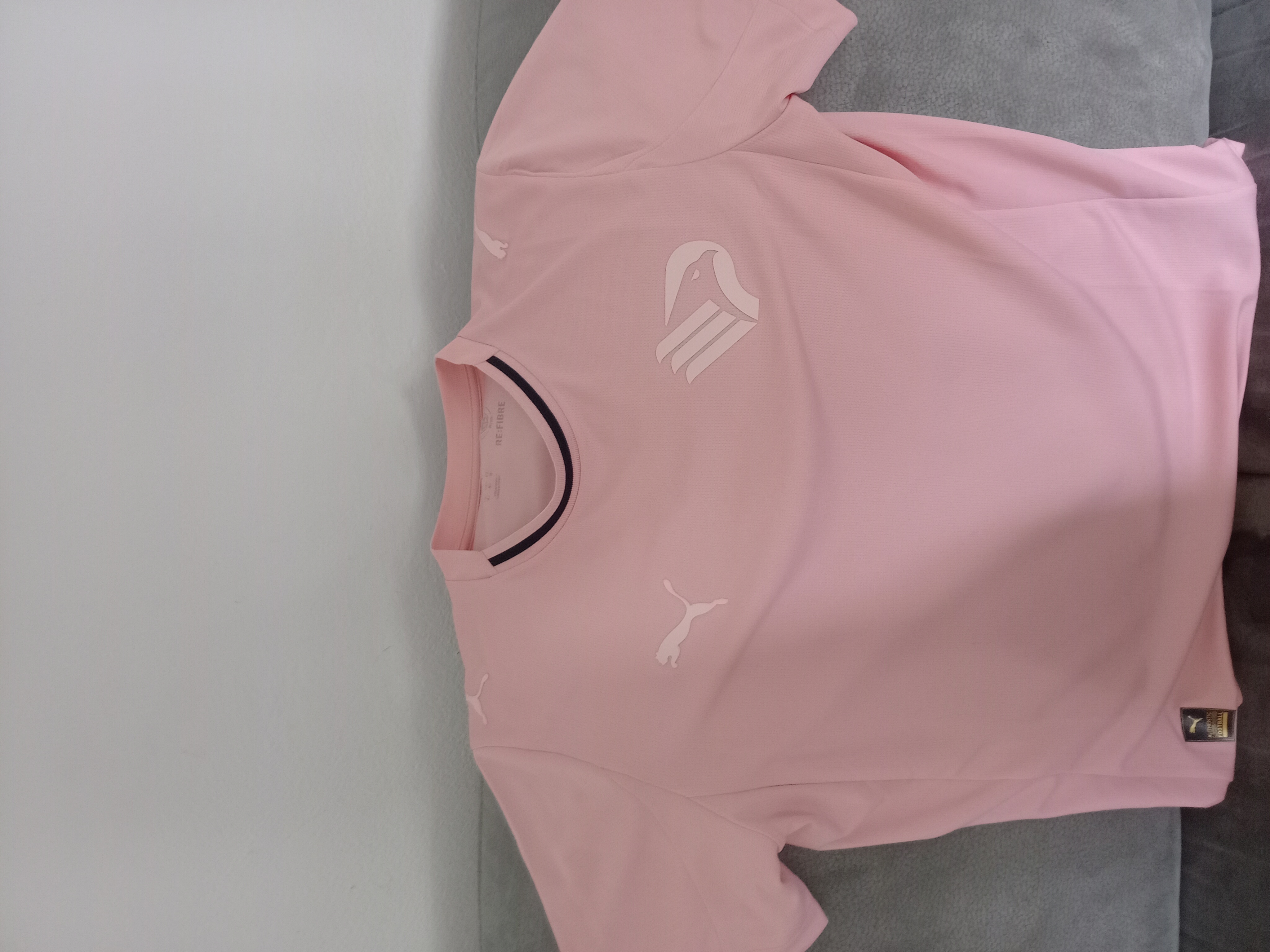 Home 25/26 | Reperto di @Raffa (il 17/07/2026) Cimelio Palermo FC: Home 25/26 - Foto storica caricata da @Raffa nel Museo Virtuale